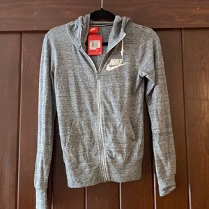 Nike zipper light weight jacket